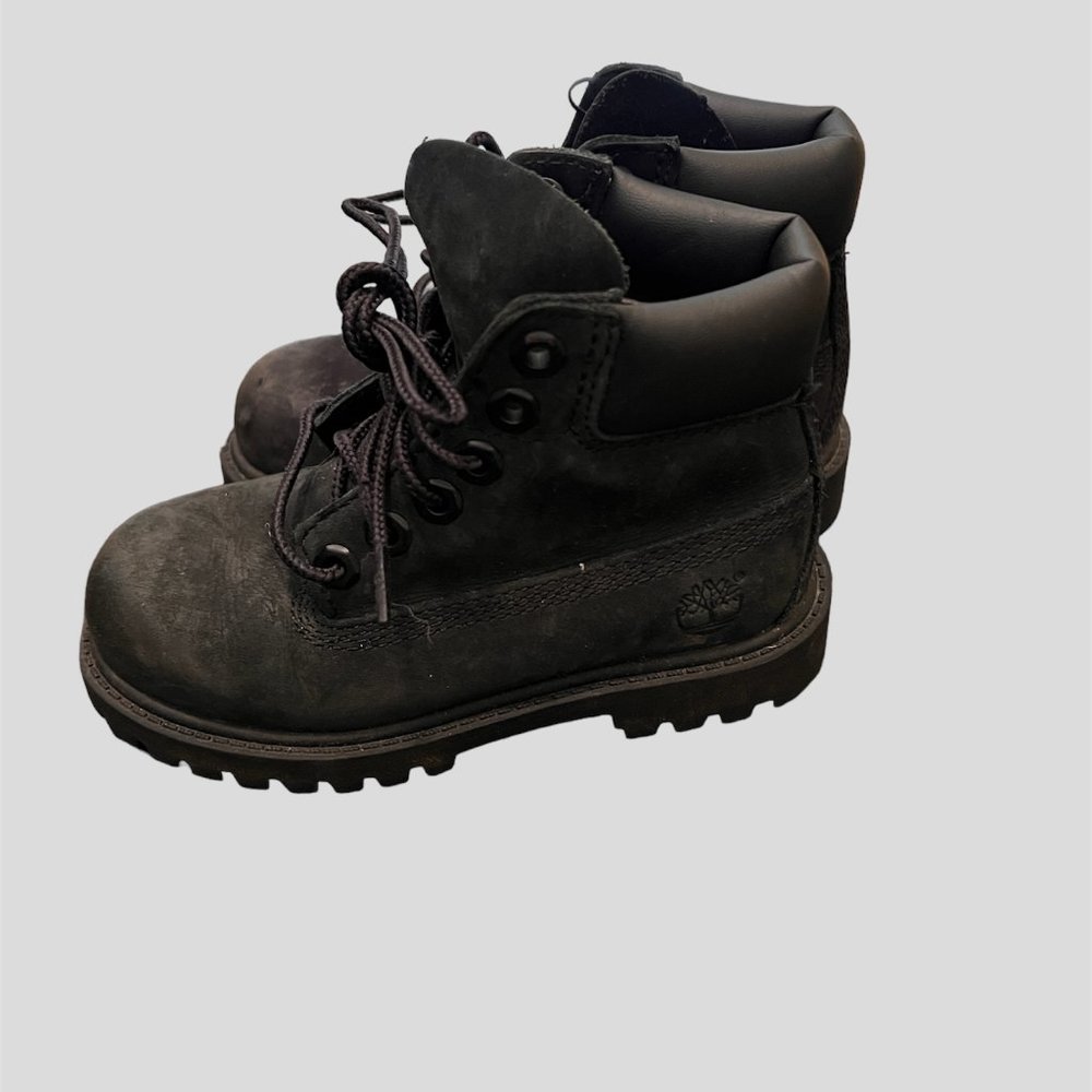 Timberland size 9 black boots